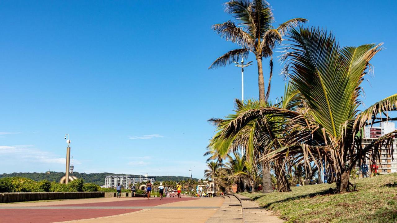 Wavecrest 705 * Durban